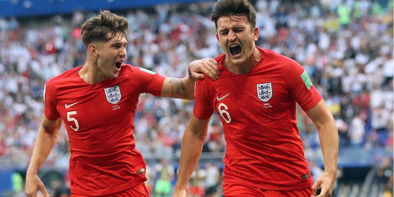 John Stones và Harry Maguire - cặp trung vệ đáng tin cậy của đội tuyển Anh